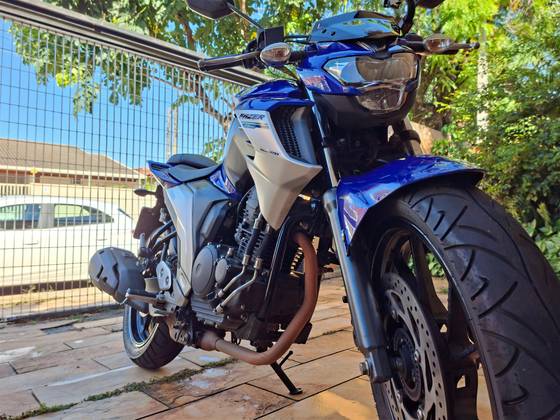 YAMAHA FZ25 FAZER ABS 